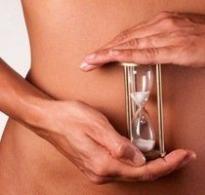 Когда начинаются первые месячные после родов?